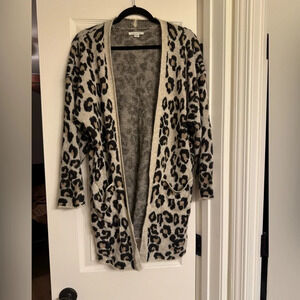 American Eagle Cheetah Print Cardigan Size Xs